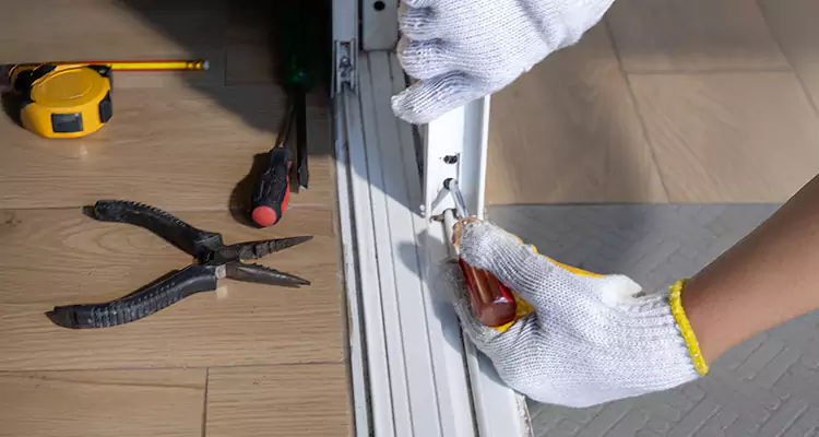 Screen Door Wheel Replacement in Fruit Cove, FL